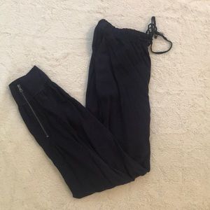 Navy joggers